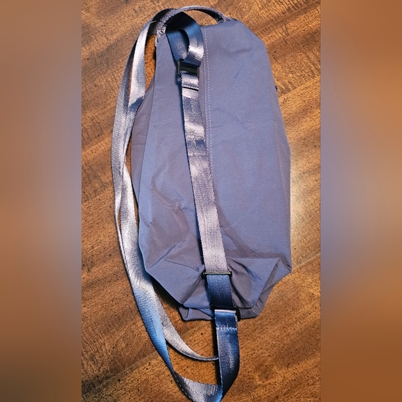 DAE Sling Backpack Athletic Bag Muted Berry NWOT - Picture 12 of 12